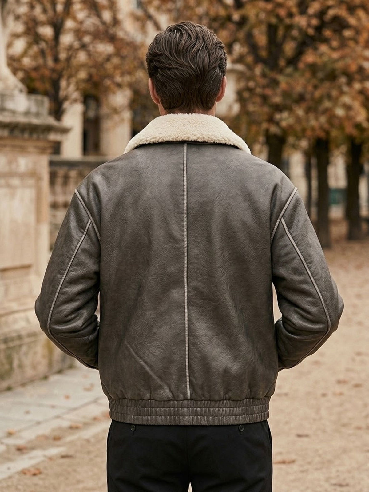 BOMBER UOMO IN ECOPELLE CON COLLO STACCABILE