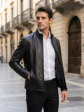 Giacca di pelle nappa nera uomo con tasche a filo e zip - dettaglio vestibilità slim fit