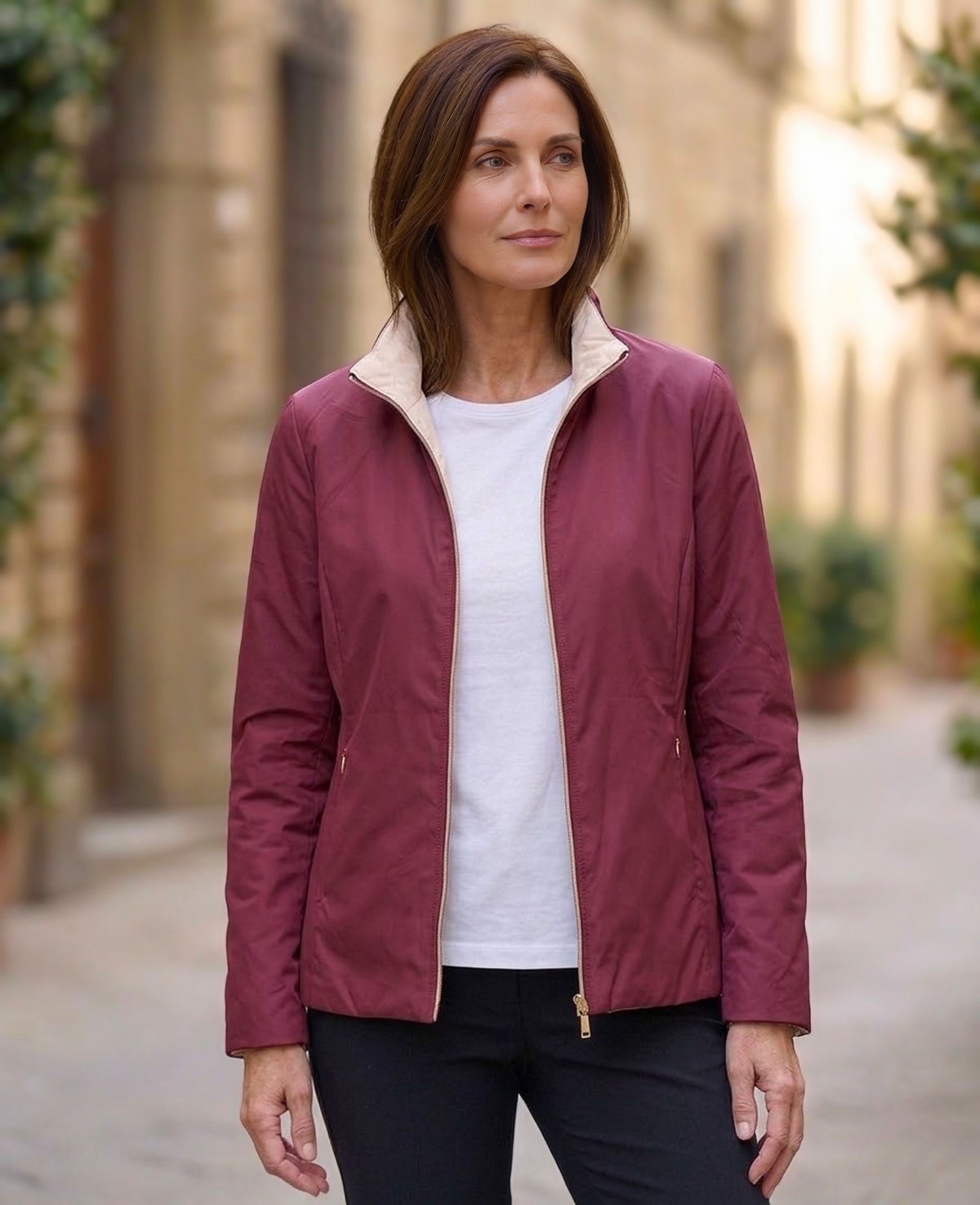     Giubbino donna reversibile leggermente imbottito bordeaux senza cappuccio