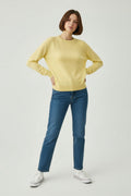 Maglia primaverile a maniche lunghe, vestibilità morbida, scollo rotondo, stile casual-chic