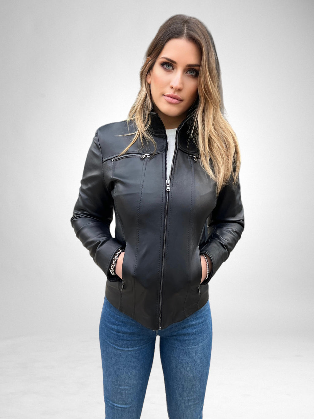 ILENIA, LA GIACCA PERFETTA