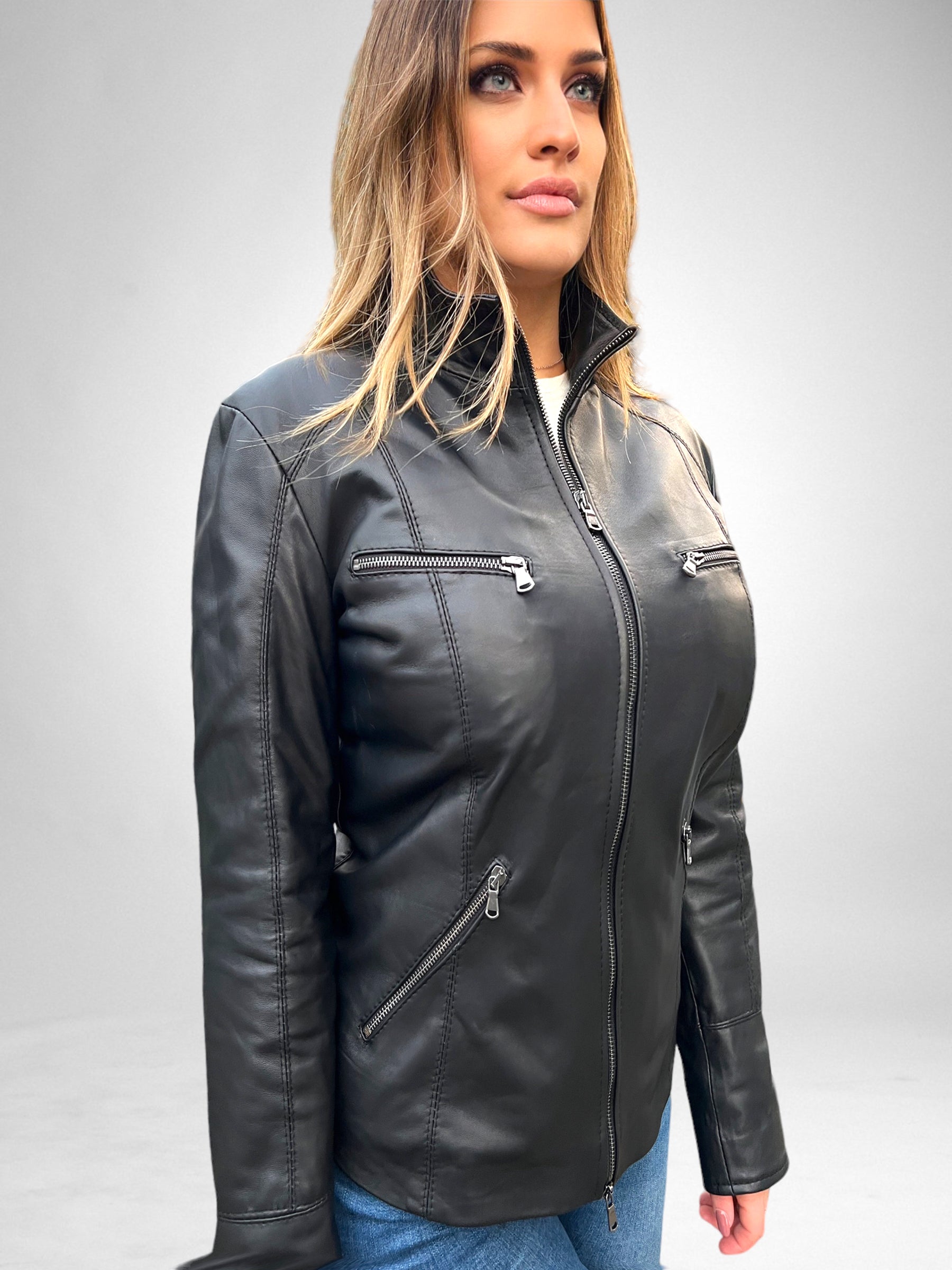 CARMILIA, LA GIACCA FORMOSA